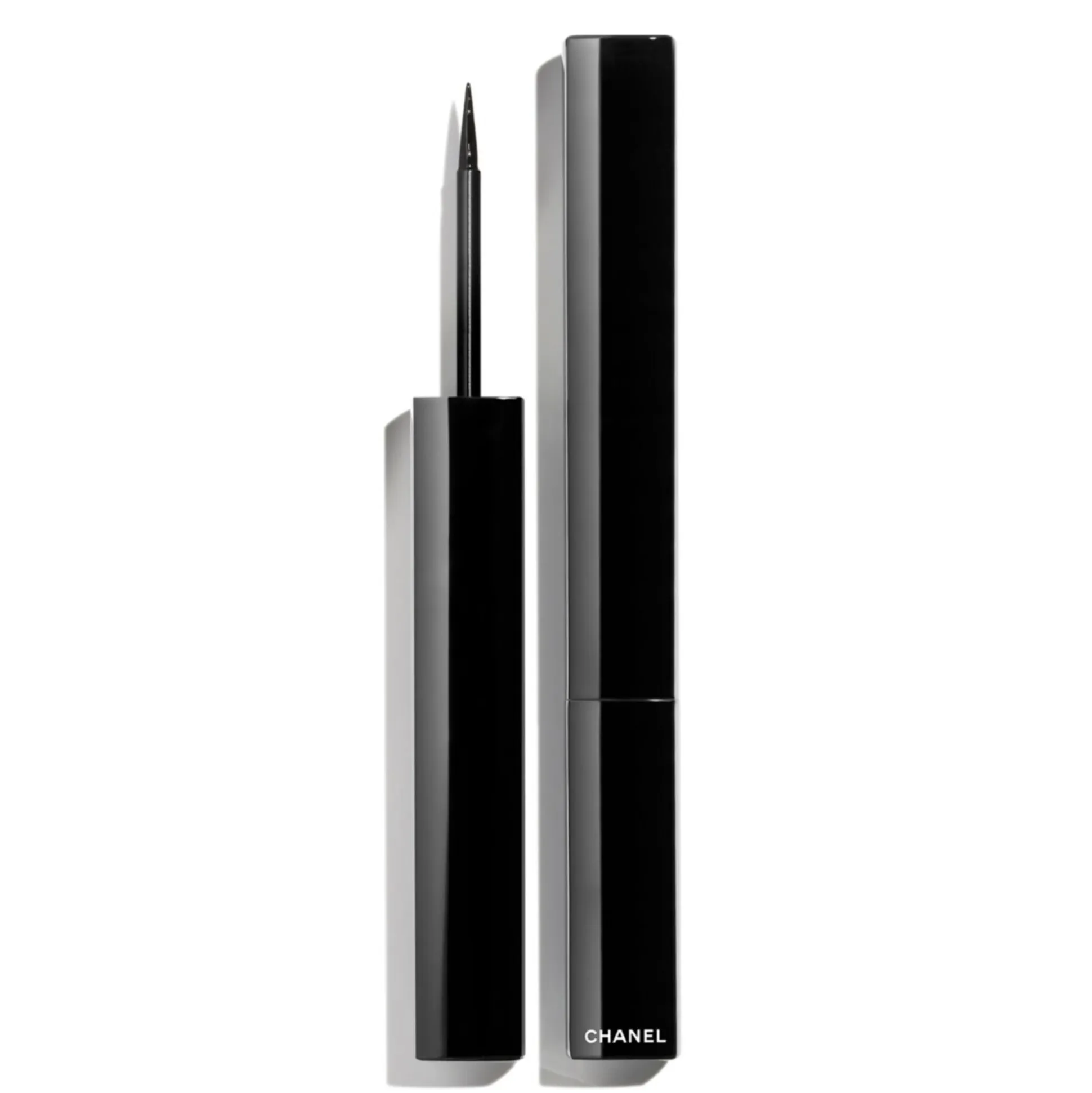 LE LINER DE CHANEL