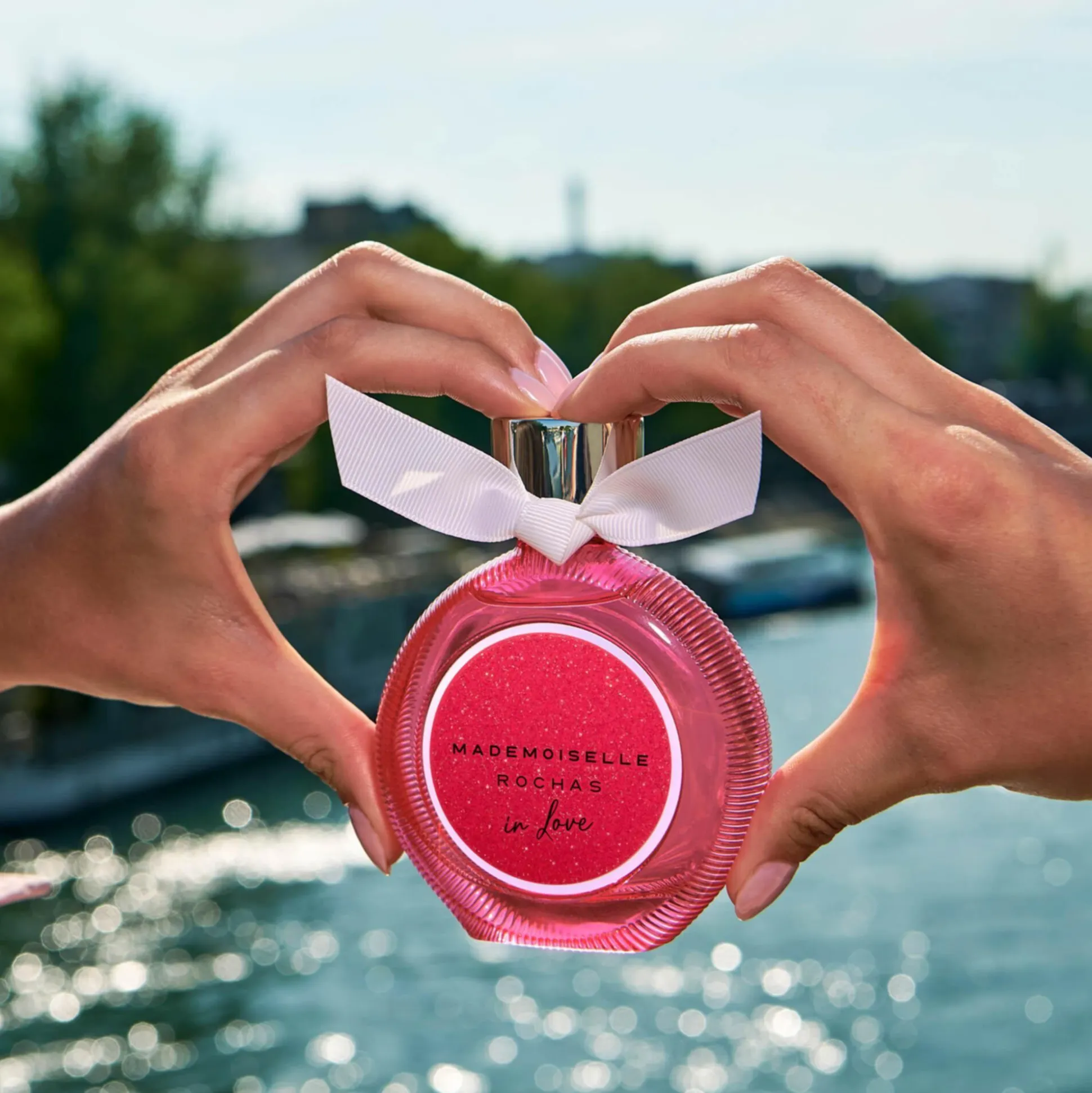 Mademoiselle Rochas In Love