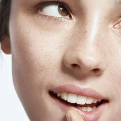 Moisture Surge Lip